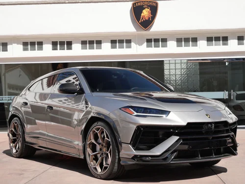 
           
        2023 Lamborghini Urus Performante
