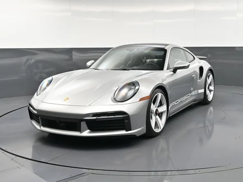 
           
        2025 Porsche 911