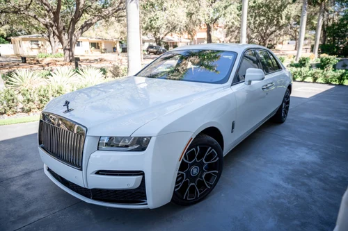
           
        2022 Rolls-Royce Black Badge Ghost