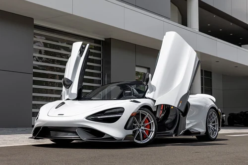 
           
        2022 McLaren 765LT Spider