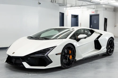 
           New 
        2026 Lamborghini Revuelto