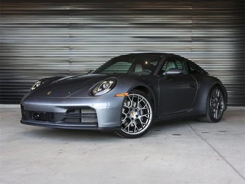 
           
        2025 Porsche 911 Carrera