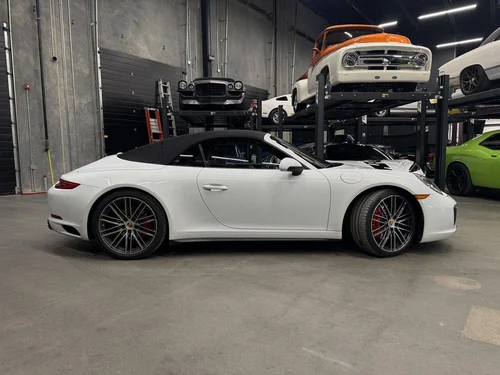 
           
        2018 Porsche 911 Carrera 4S Cabriolet