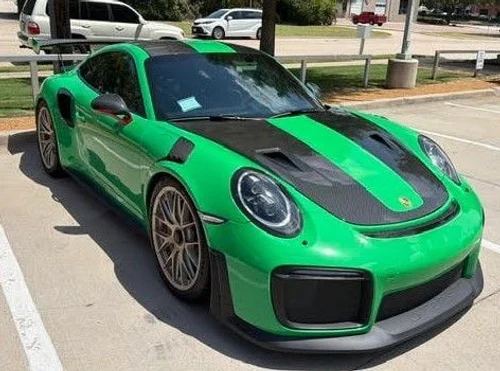 
           
        2018 Porsche 911 GT2 RS Custom