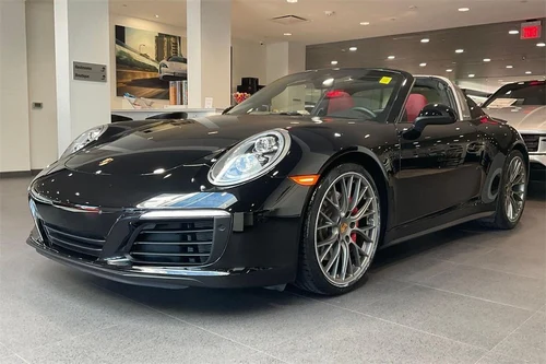 
           
        2017 Porsche 911 Targa 4S