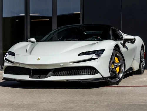 
           
        2023 Ferrari SF90 Stradale Base