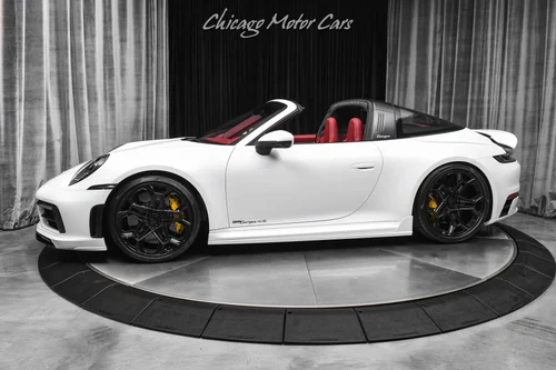 
           
        2021 Porsche 911 Targa 4S