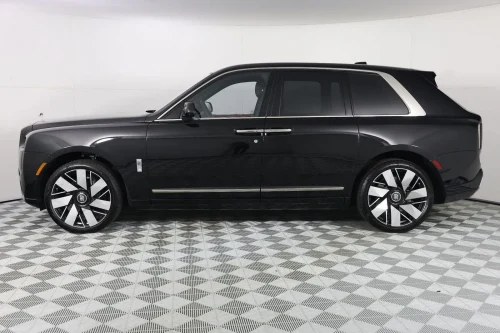 
           New 
        2027 Rolls-Royce Cullinan