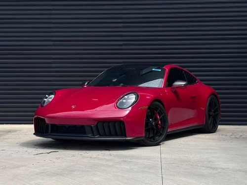 
           
        2026 Porsche 911 Carrera 4 GTS