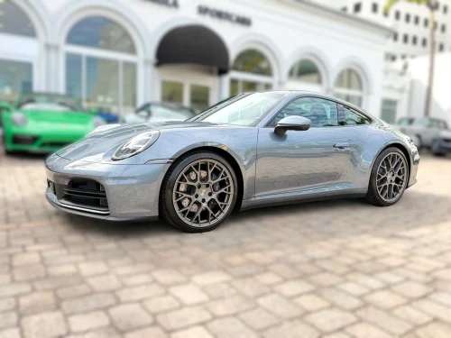 
           
        2025 Porsche 911