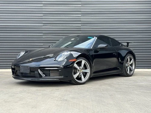 
           
        2021 Porsche 911