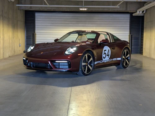 
           
        2021 Porsche 911 4S Heritage Design