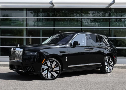 
           New 
        2026 Rolls-Royce Cullinan series ll