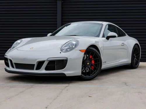 
           
        2018 Porsche 911 Carrera GTS