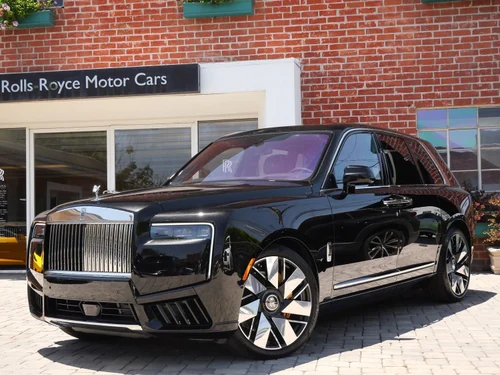
           New 
        2026 Rolls-Royce Cullinan