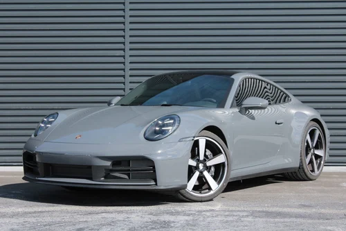 
           
        2025 Porsche 911 Carrera