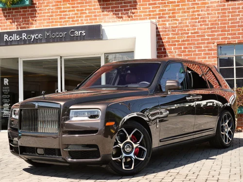 
           
        2023 Rolls-Royce CULLINAN BLACK BADGE