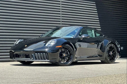 
           
        2026 Porsche 911 Carrera GTS