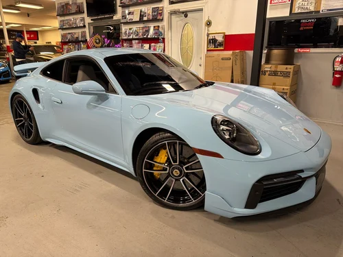 
           
        2022 Porsche 911
