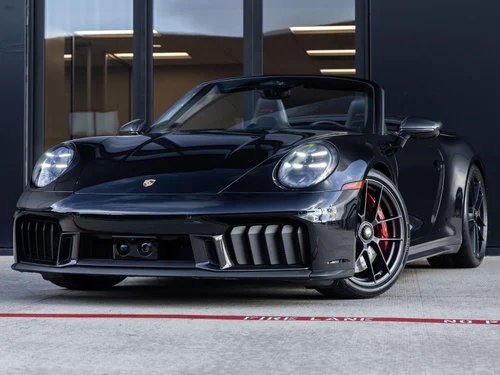 
           
        2026 Porsche 911 Carrera 4 GTS