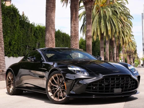 
           New 
        2026 Aston Martin Vantage