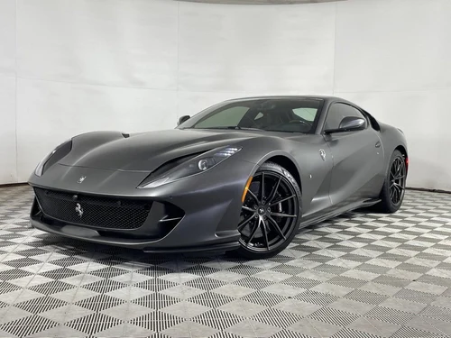 
           
        2019 Ferrari 812 Superfast Base