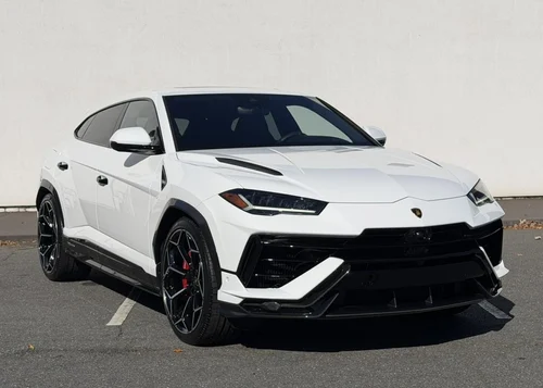 
           
        2023 Lamborghini Urus Performante