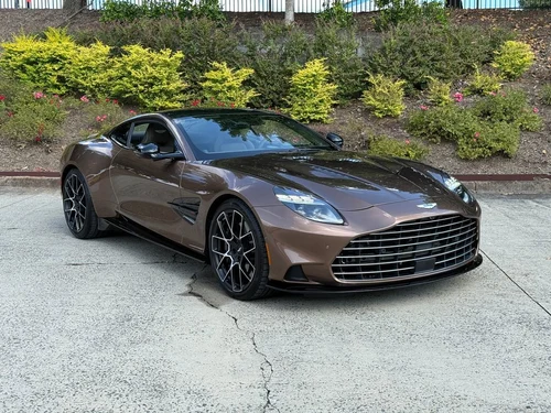 
           
        2025 Aston Martin Vanquish V12