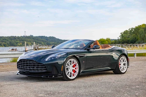 
           New 
        2026 Aston Martin DB12 VOLANTE