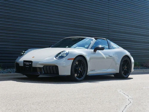 
           
        2026 Porsche 911 Targa 4 GTS