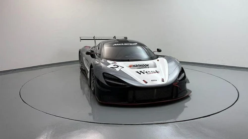 
           
        2022 McLaren 720S Base