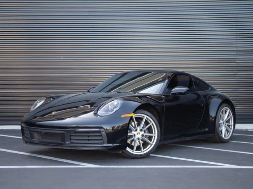 
           
        2021 Porsche 911 Carrera