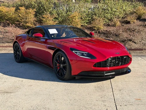
           
        2020 Aston Martin DB11 AMR