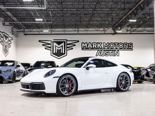 
           
        2021 Porsche 911