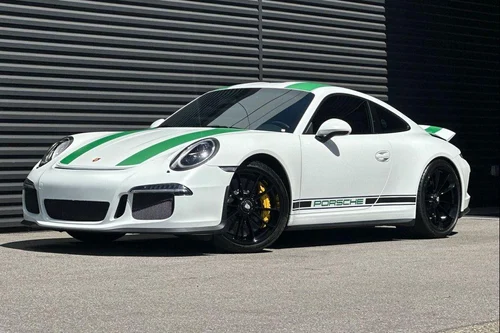 
           
        2016 Porsche 911 R