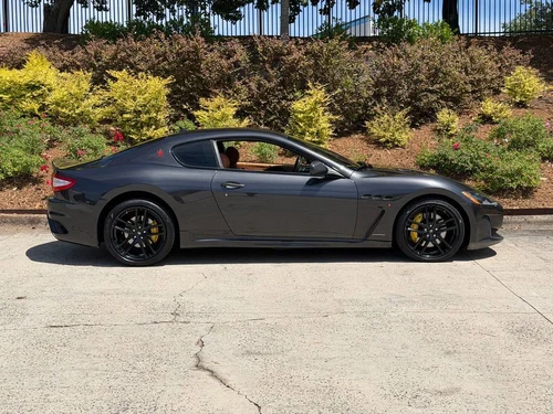 
           
        2012 Maserati GranTurismo MC Stradale
