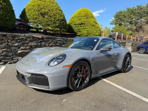 
           
        2025 Porsche 911 Carrera 4 GTS