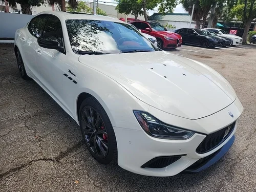 
           
        2022 Maserati Ghibli Modena