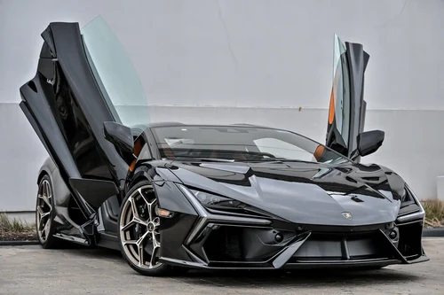 
           New 
        2026 Lamborghini Revuelto