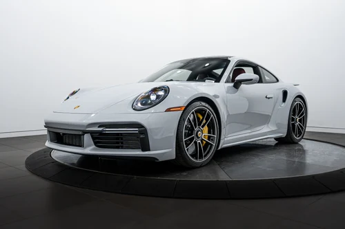 
           
        2024 Porsche 911