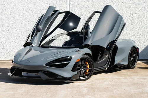 
           
        2021 McLaren 765LT