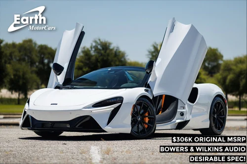 
           
        2025 McLaren Artura Convertible Tech