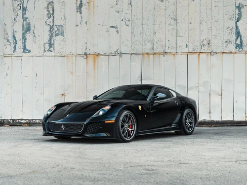 
           
        2011 Ferrari 599