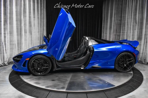 
           
        2025 McLaren 750S Spider