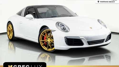 
           
        2019 Porsche 911