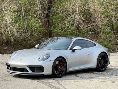 
           
        2024 Porsche 911