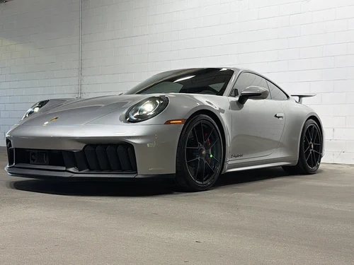 
           
        2025 Porsche 911 Carrera GTS