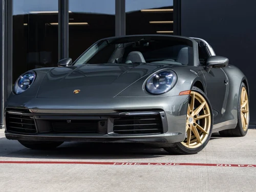 
           
        2021 Porsche 911 Targa 4S