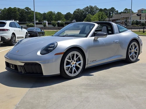 2025 Porsche 911 Targa 4 GTS