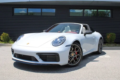 
           
        2024 Porsche 911 Targa 4S